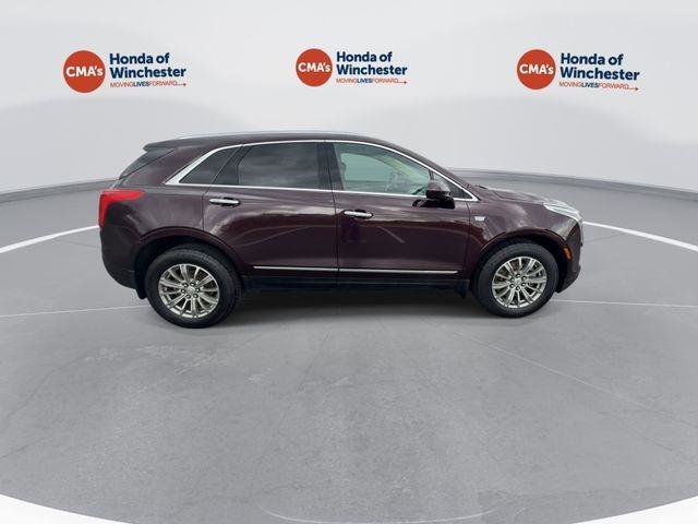 Used 2017 Cadillac XT5 Luxury w/ Driver Awareness Package AWD/4WD image 11