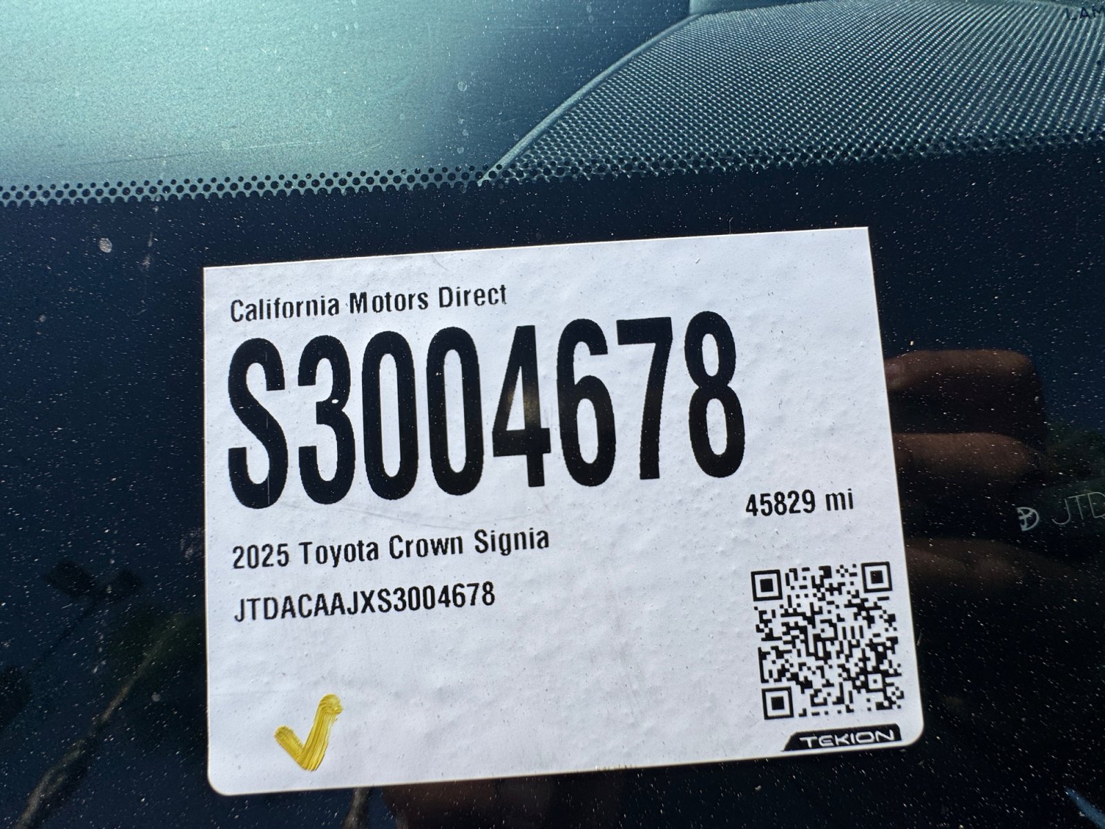 Used 2025 Toyota Crown Signia AWD/4WD image 23