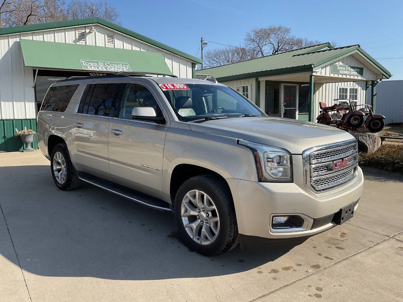 Used 2015 GMC Yukon XL SLT w/ Open Road Package AWD/4WD image 6
