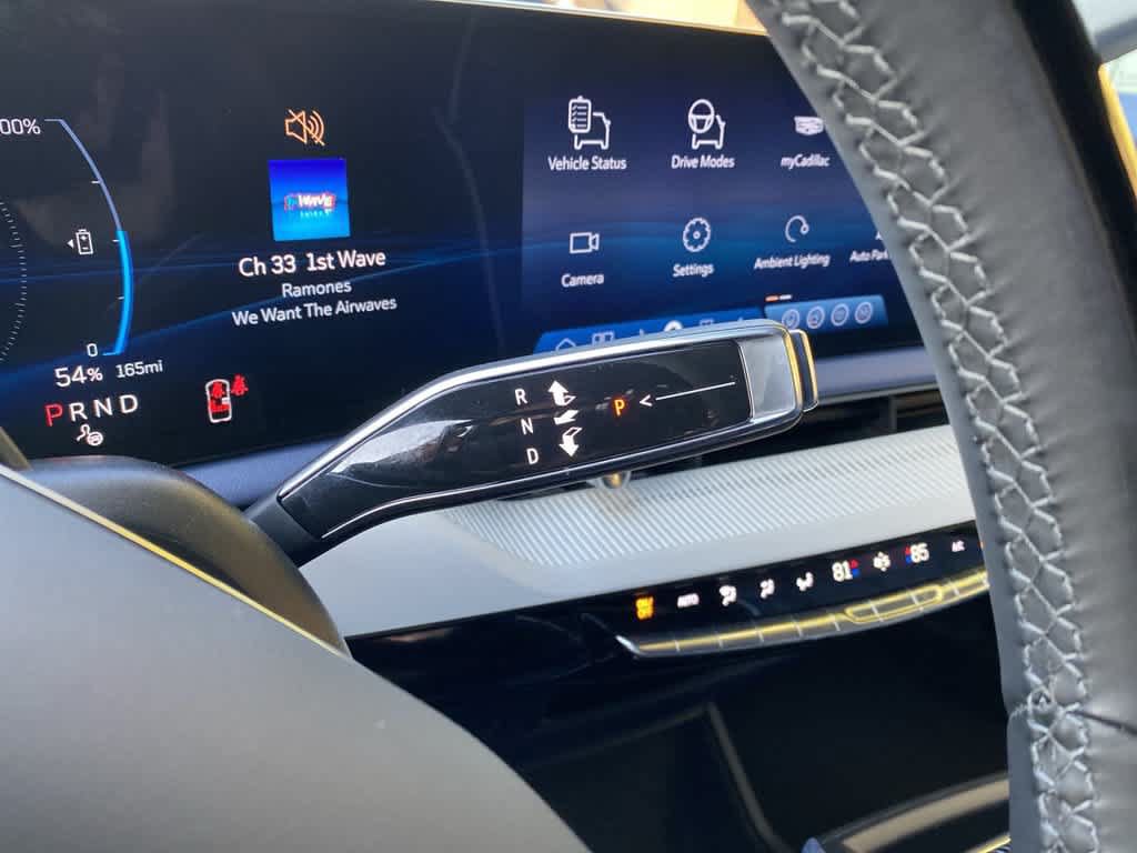 Certified 2026 Cadillac Optiq Luxury 2 AWD/4WD image 26