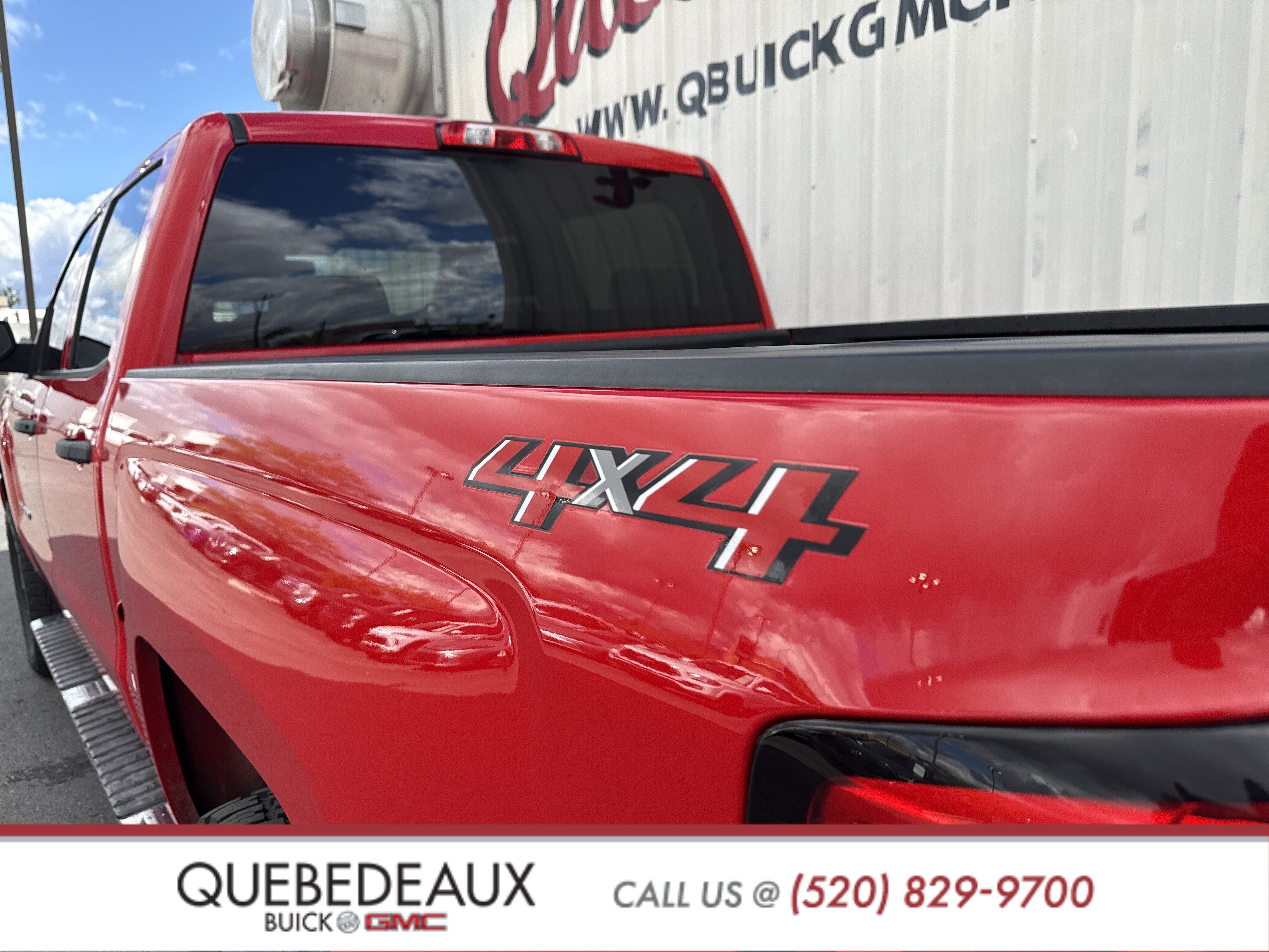 Used 2018 Chevrolet Silverado 1500 Custom w/ Custom Value Package image 4