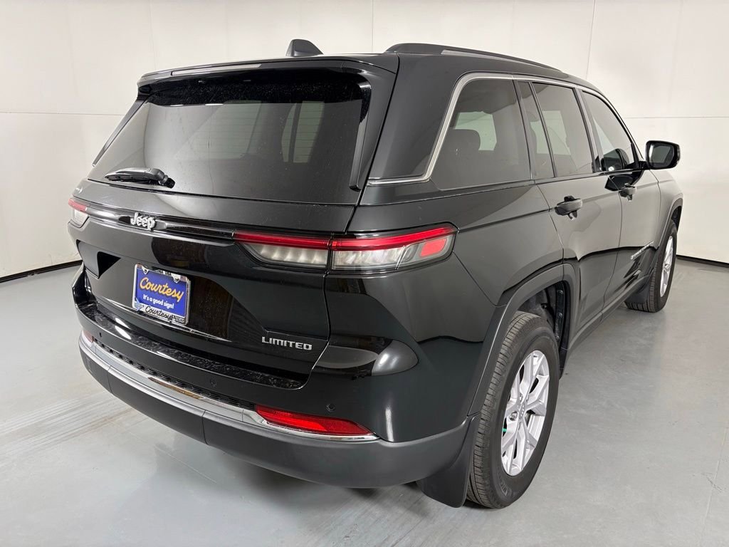 Used 2022 Jeep Grand Cherokee Limited w/ MOPAR Finishing Package RWD image 8