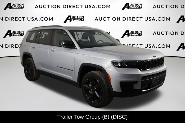 Used 2023 Jeep Grand Cherokee L Laredo AWD/4WD image 3