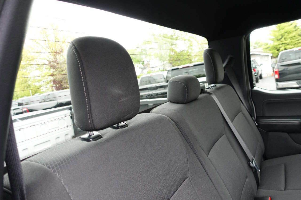 Used 2024 Ford F150 XLT w/ XLT Black Appearance Package AWD/4WD image 31