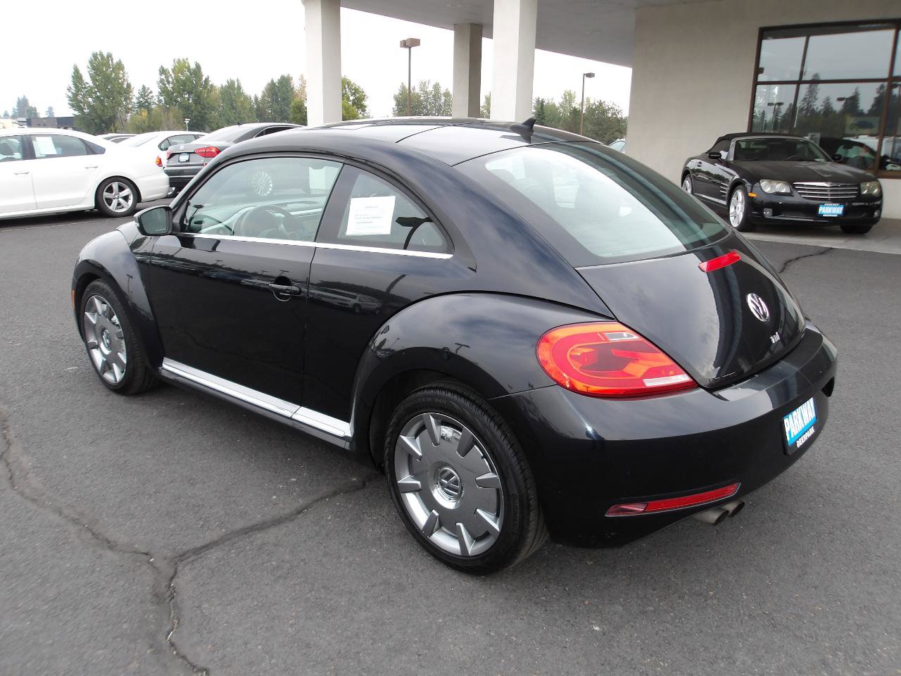 Used 2014 Volkswagen Beetle TDI FWD image 3