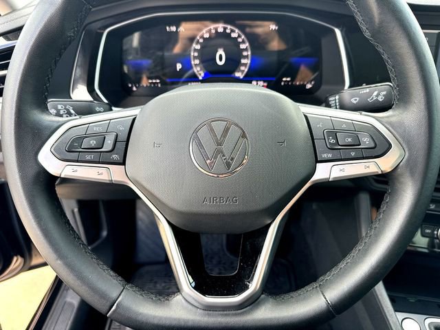 Used 2023 Volkswagen Jetta SE w/ Panoramic Sunroof Package FWD image 11