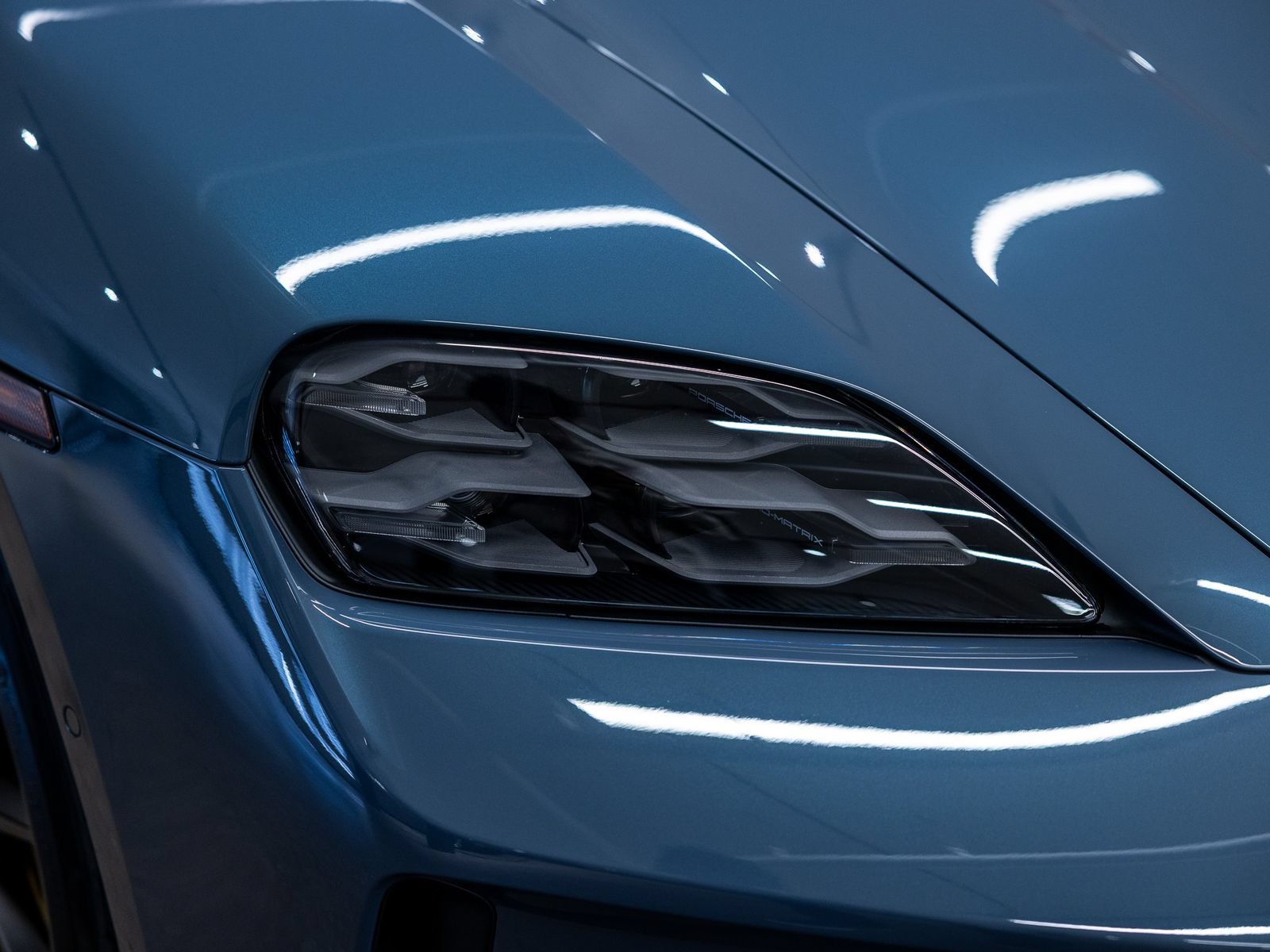 New 2026 Porsche Taycan GTS AWD/4WD image 14