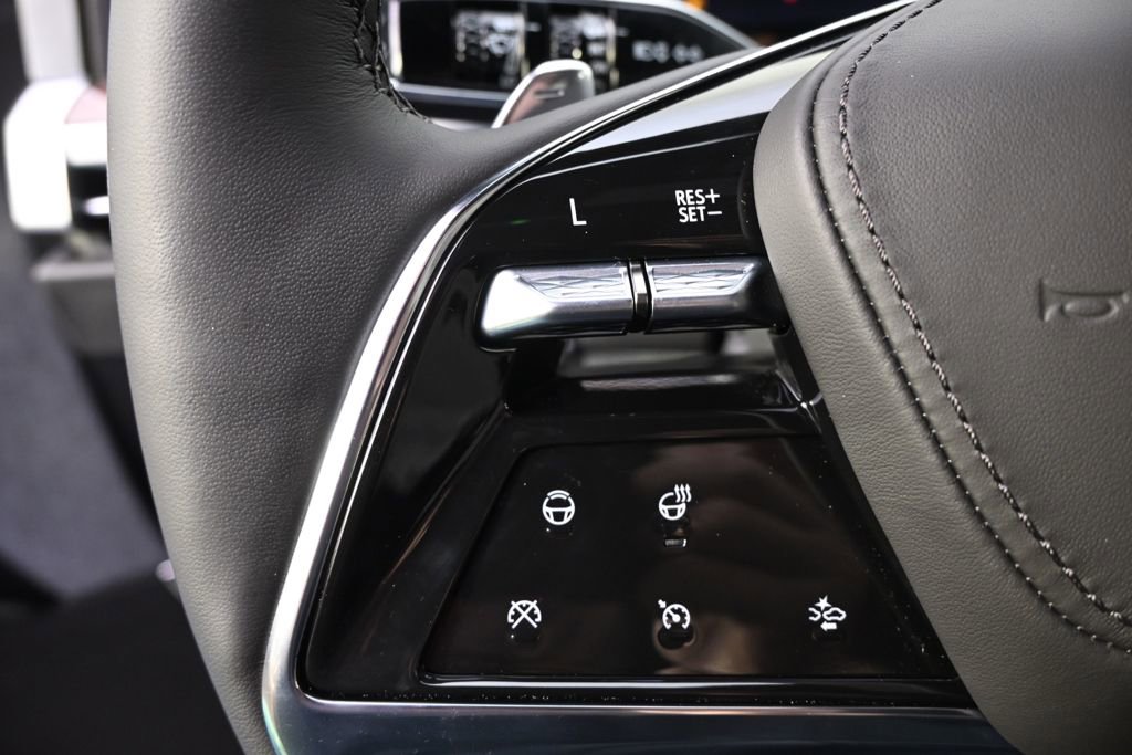 New 2026 Cadillac Escalade ESV Platinum Sport image 34