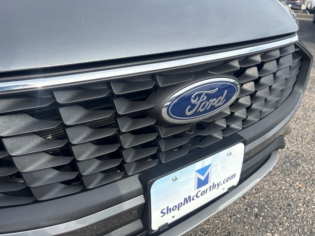 Used 2025 Ford Escape Active w/ Cold Weather Package FWD image 5