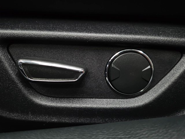 Used 2015 Ford Mustang GT Premium w/ Equipment Group 401A RWD image 28