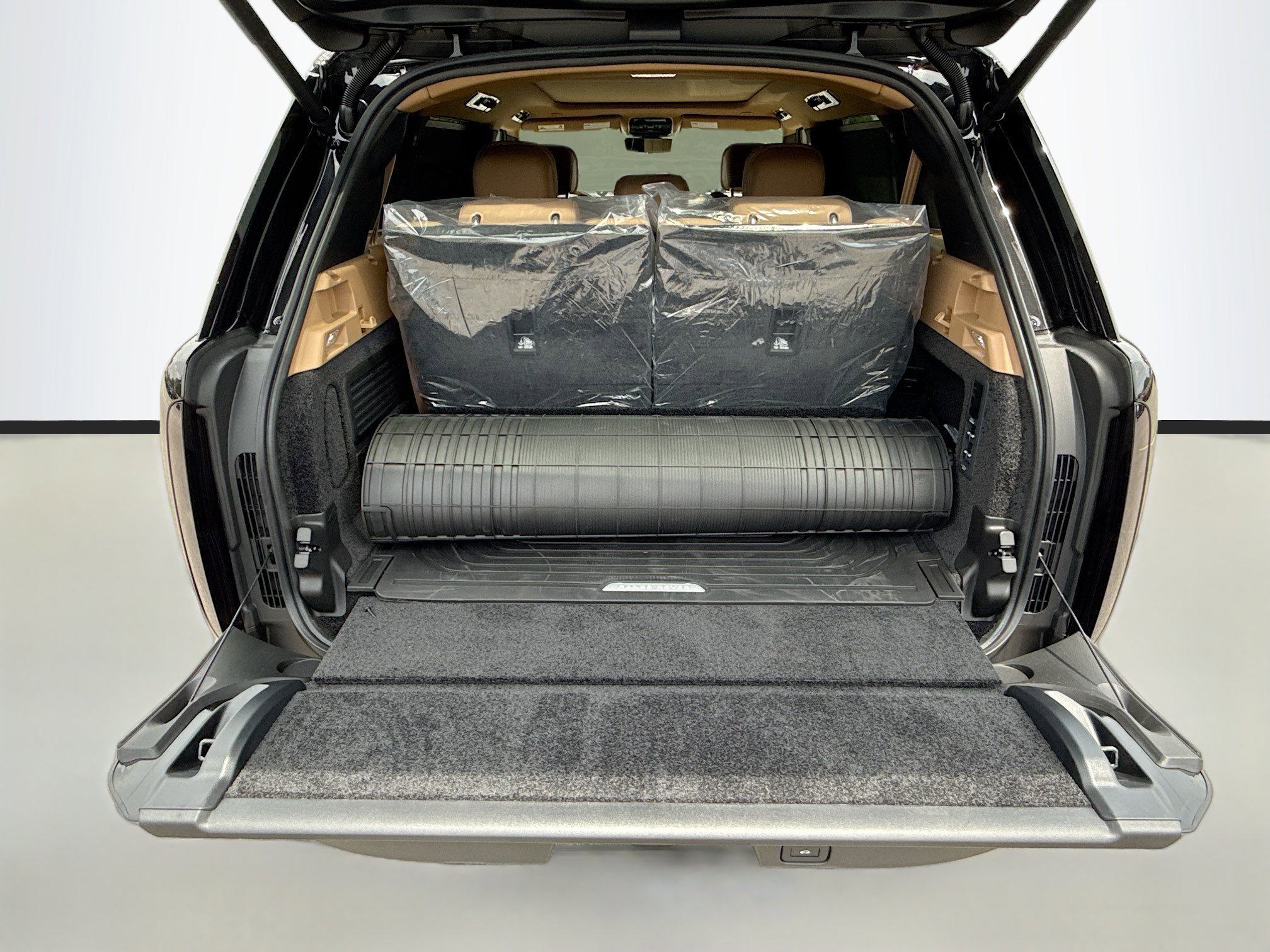 New 2026 Land Rover Range Rover Long Wheelbase SE AWD/4WD image 11