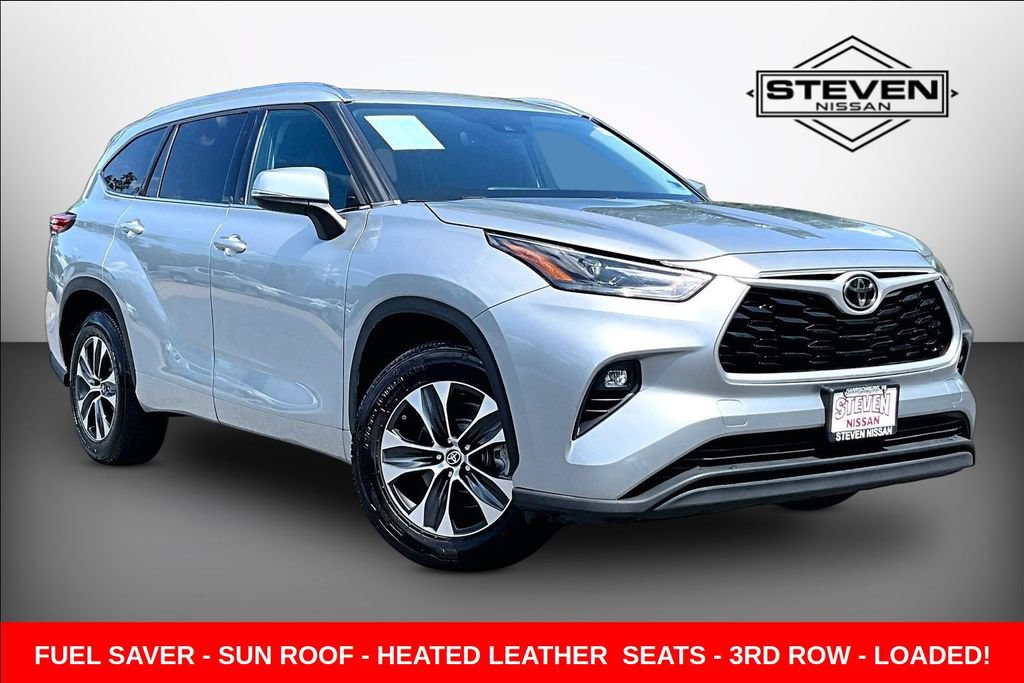 Used 2021 Toyota Highlander XLE