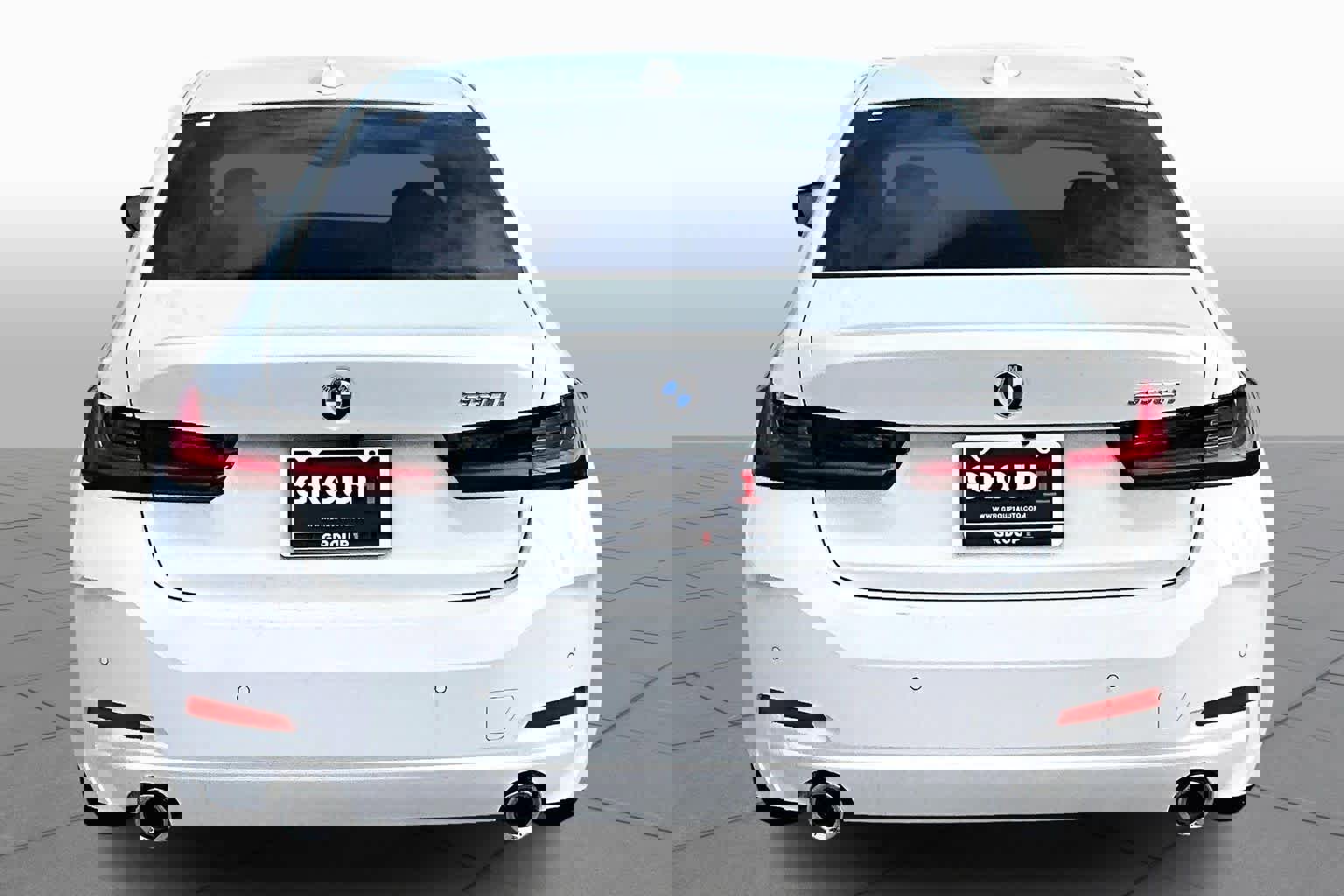 Used 2025 BMW 330i Sedan w/ Convenience Package image 4