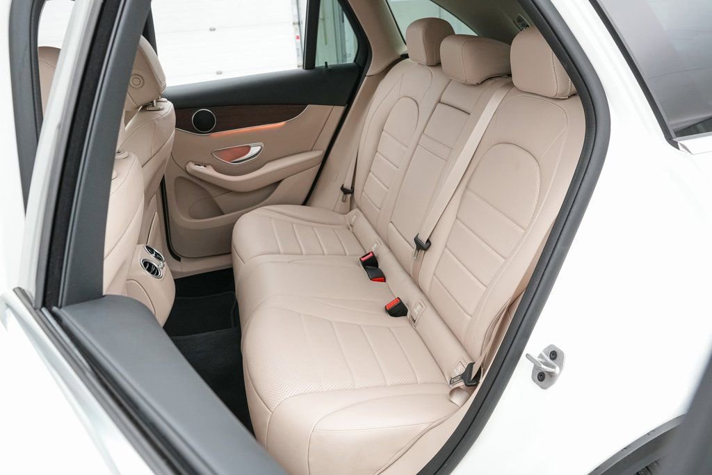 Used 2022 Mercedes-Benz GLC 300 4MATIC image 22