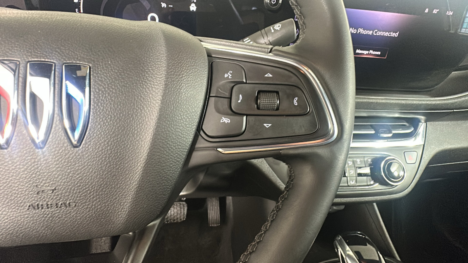 Used 2024 Buick Envista Preferred w/ Convenience I Package FWD image 21