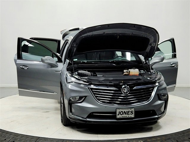 Used 2024 Buick Enclave Premium image 10