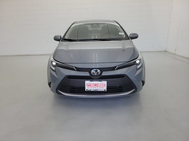 Used 2026 Toyota Corolla XLE FWD image 3