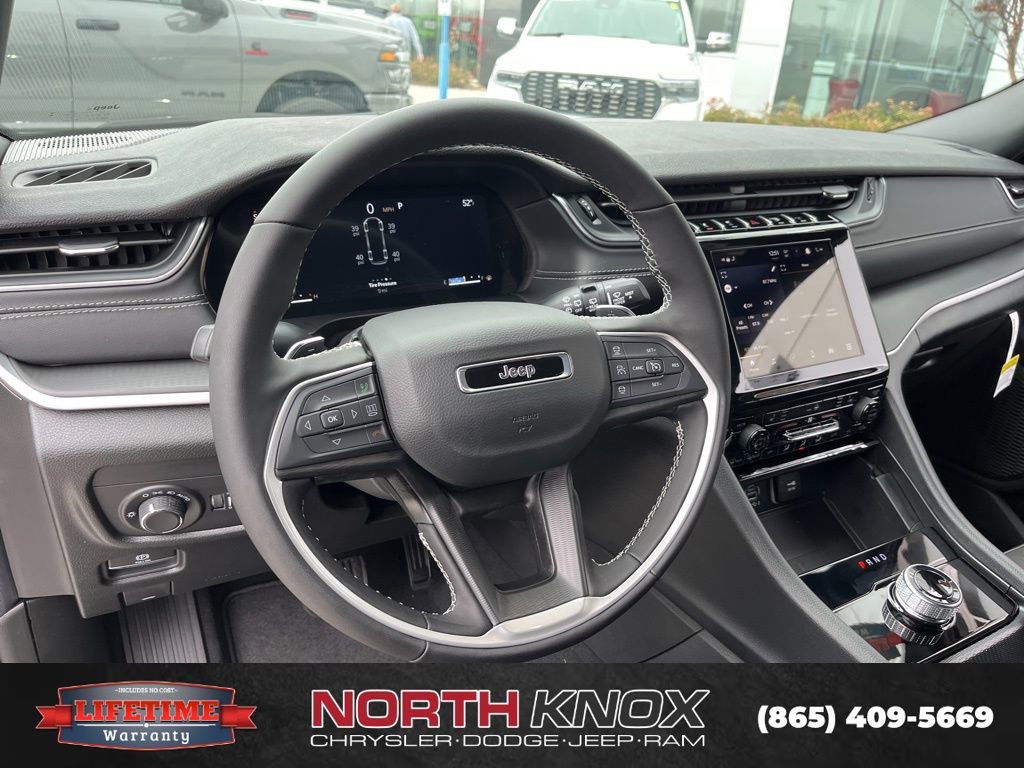 New 2025 Jeep Grand Cherokee L Altitude image 6