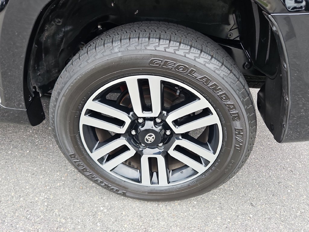 Used 2022 Toyota 4Runner Limited RWD image 33