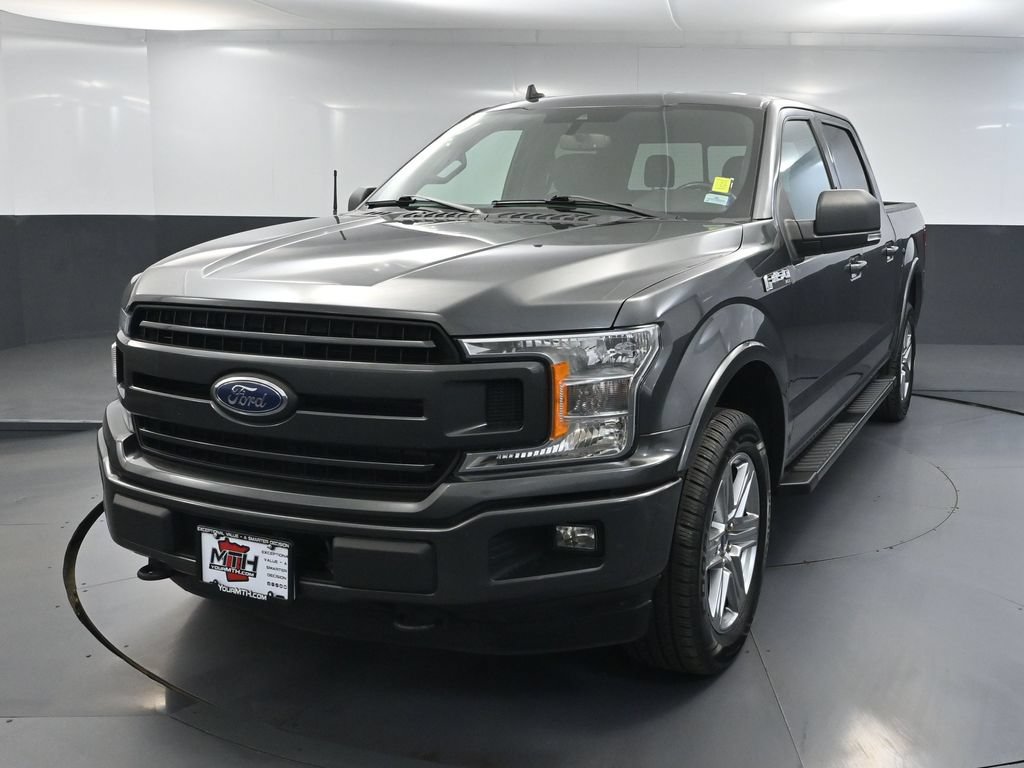 Used 2019 Ford F150 XLT w/ Equipment Group 302A Luxury AWD/4WD image 9