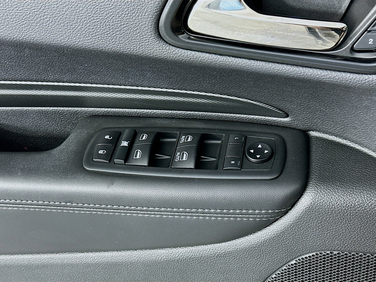 Used 2021 Dodge Durango GT RWD image 25