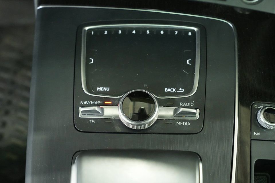 Used 2018 Audi Q5 2.0T Premium Plus w/ Premium Plus Package image 32