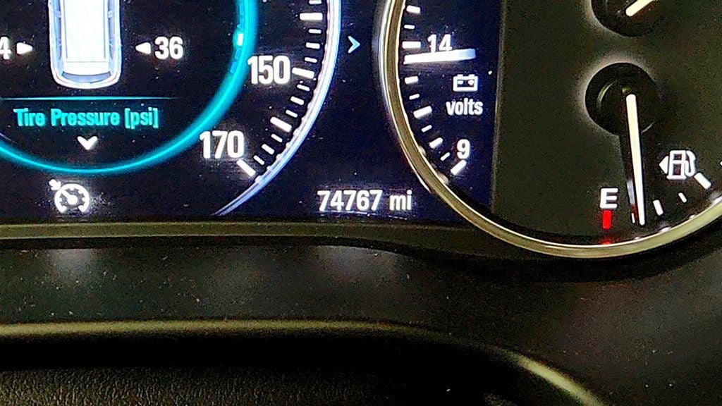 Used 2019 Buick Enclave Avenir FWD image 16
