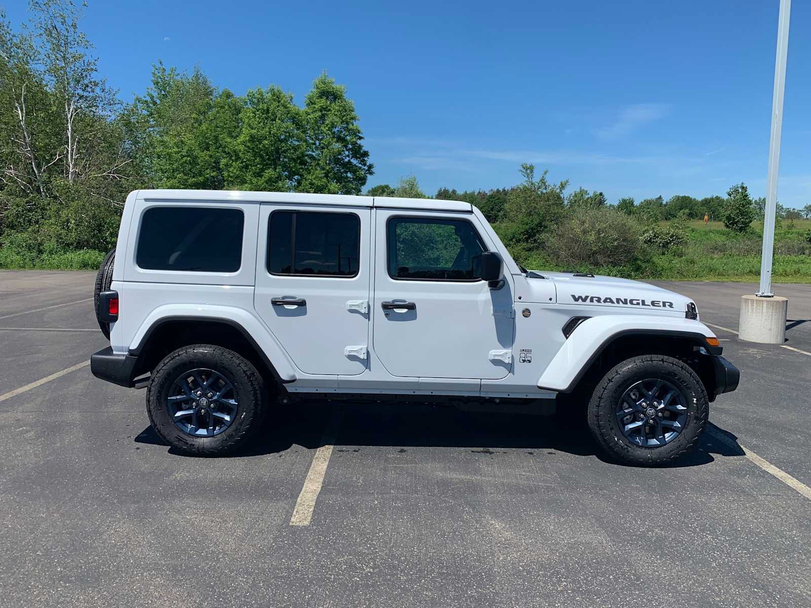 New 2026 Jeep Wrangler Unlimited Sport AWD/4WD image 4
