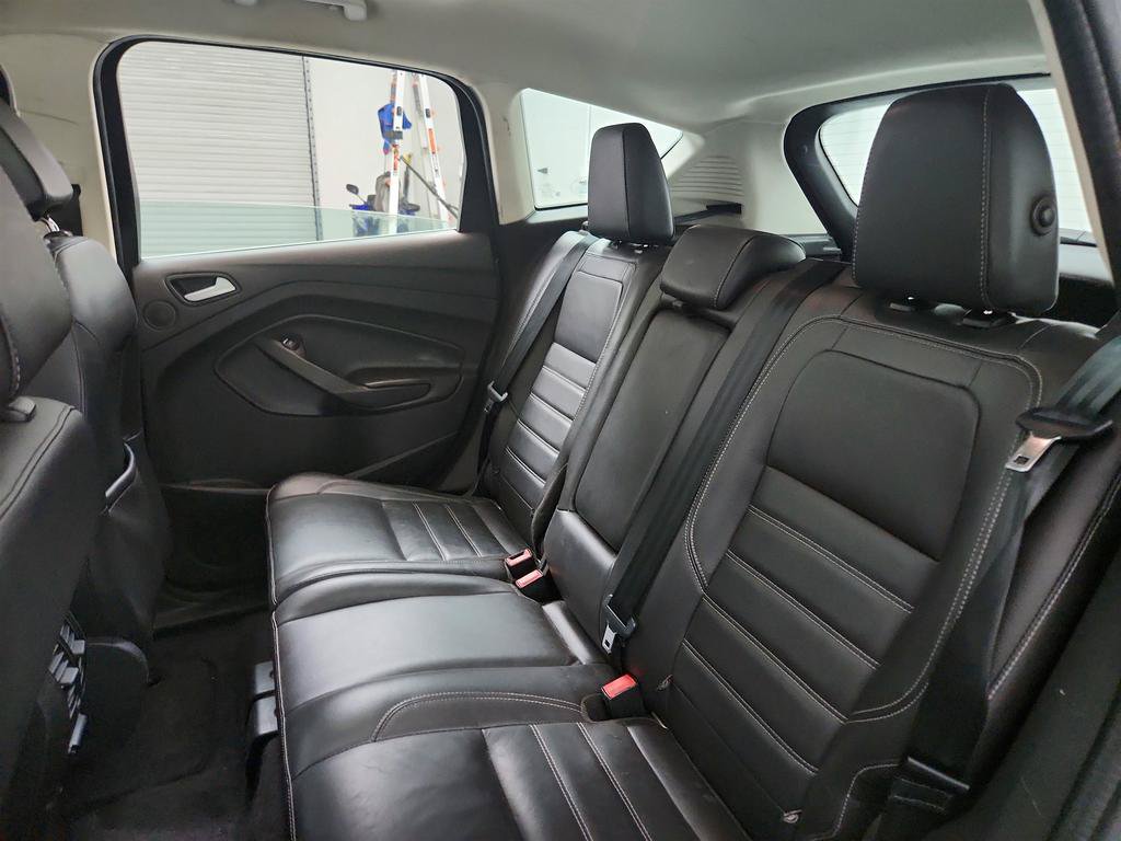 Used 2017 Ford C-MAX Titanium w/ Equipment Group 301A FWD image 23