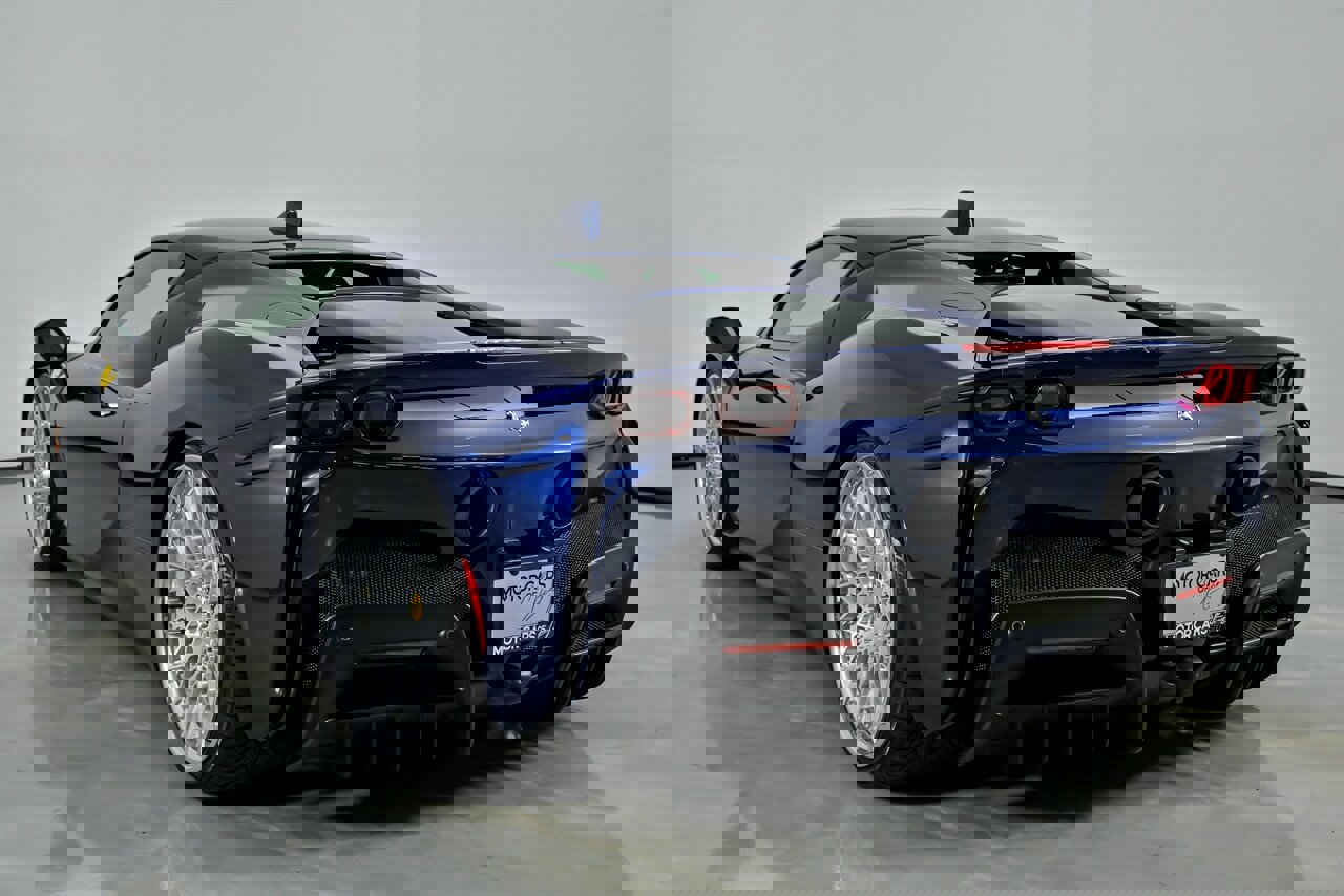 Used 2023 Ferrari SF90 Stradale image 9