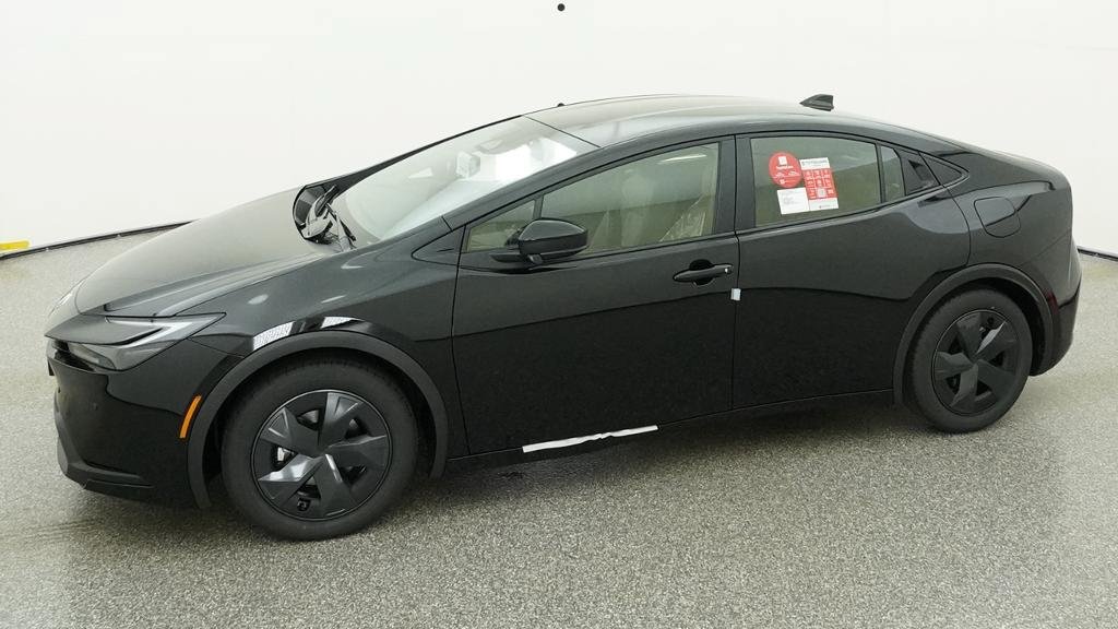 New 2027 Toyota Prius LE FWD image 5