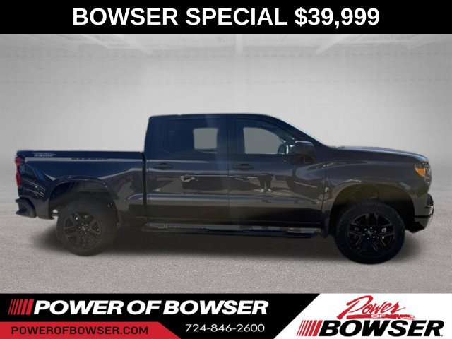 Used 2023 Chevrolet Silverado 1500 Custom Trail Boss w/ LPO, Dark Essentials Package AWD/4WD image 8