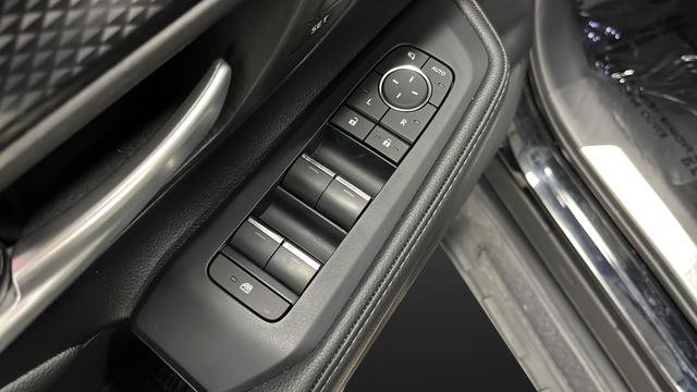 Used 2024 Toyota Grand Highlander AWD Hybrid image 22