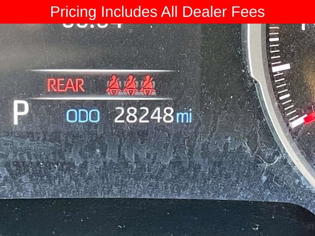 Used 2022 Toyota RAV4 XLE Premium AWD/4WD image 26