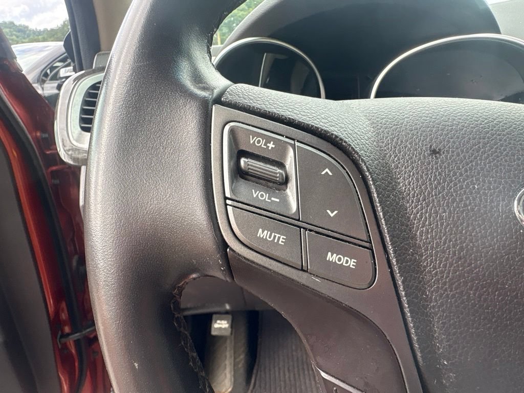Used 2017 Hyundai Santa Fe Sport FWD image 19