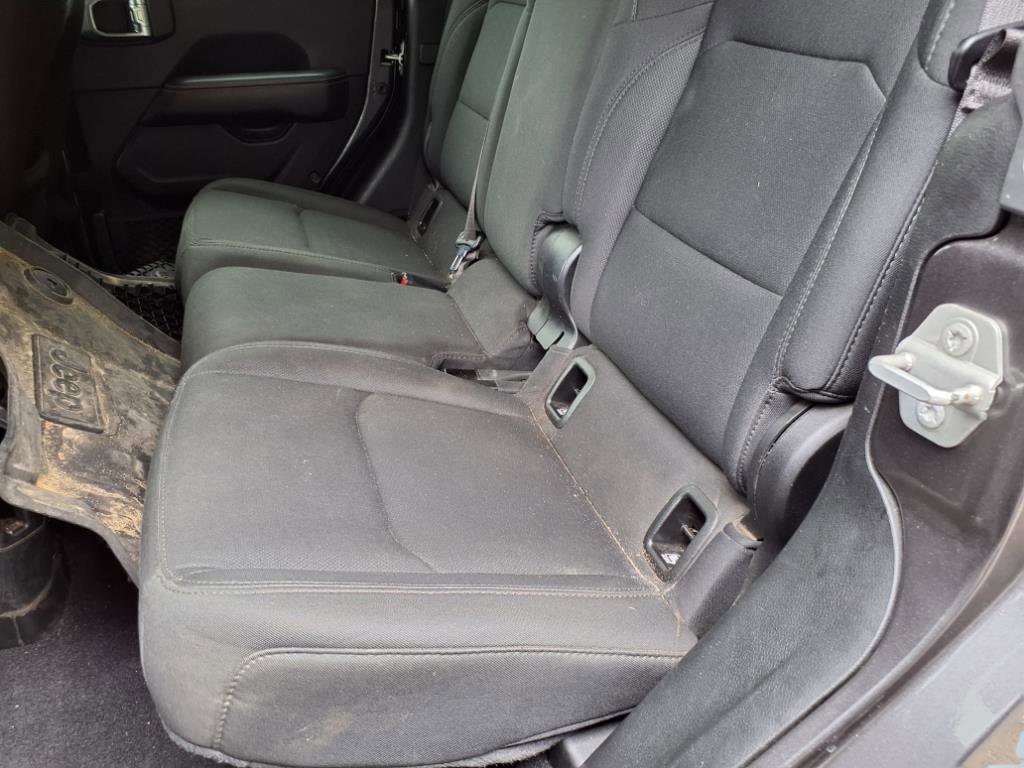 Used 2021 Jeep Gladiator Overland image 10