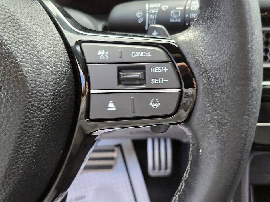 Used 2024 Honda Civic Sport image 25