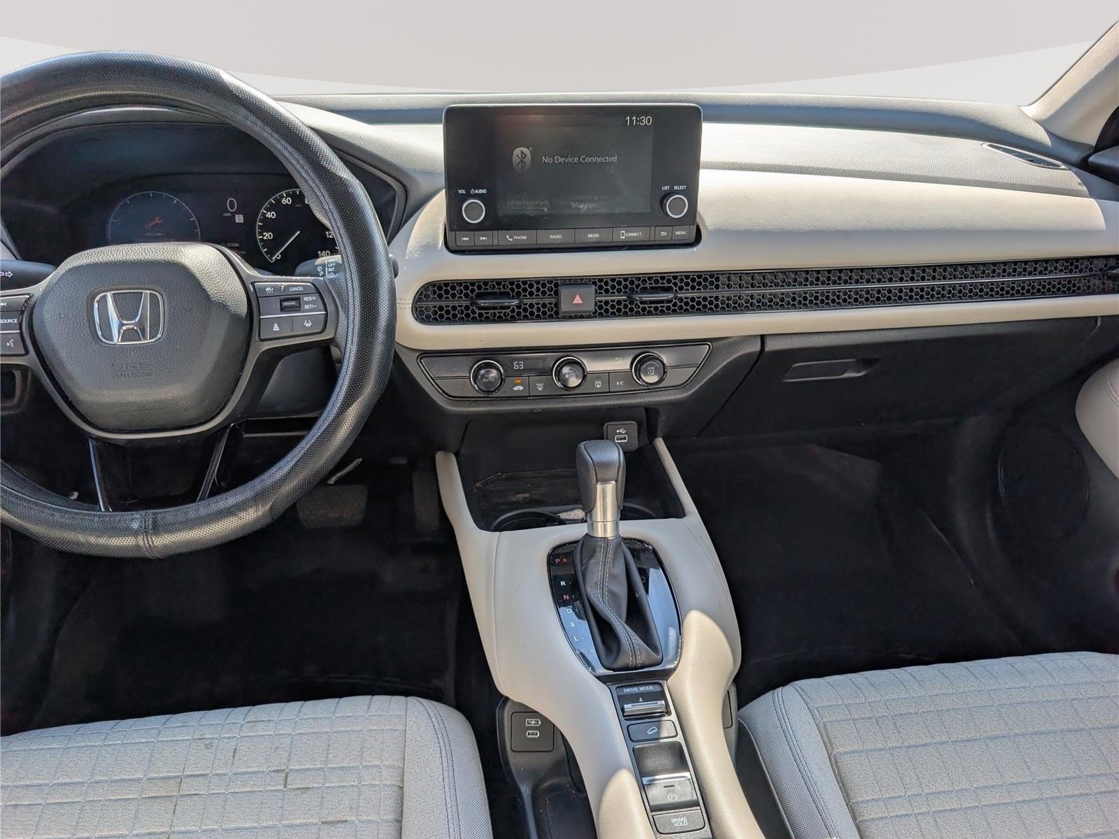 Used 2025 Honda HR-V LX image 17