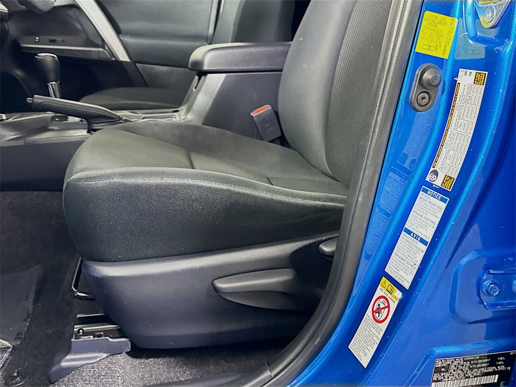 Used 2017 Toyota RAV4 LE w/ All Weather Liner Package image 22