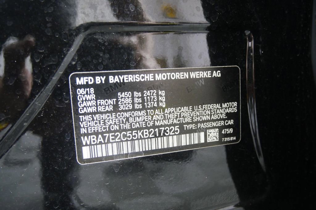 Used 2019 BMW 740i w/ M Sport Package image 27