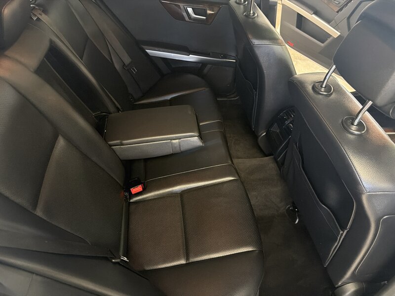 Used 2014 Mercedes-Benz GLK 350 2WD image 29