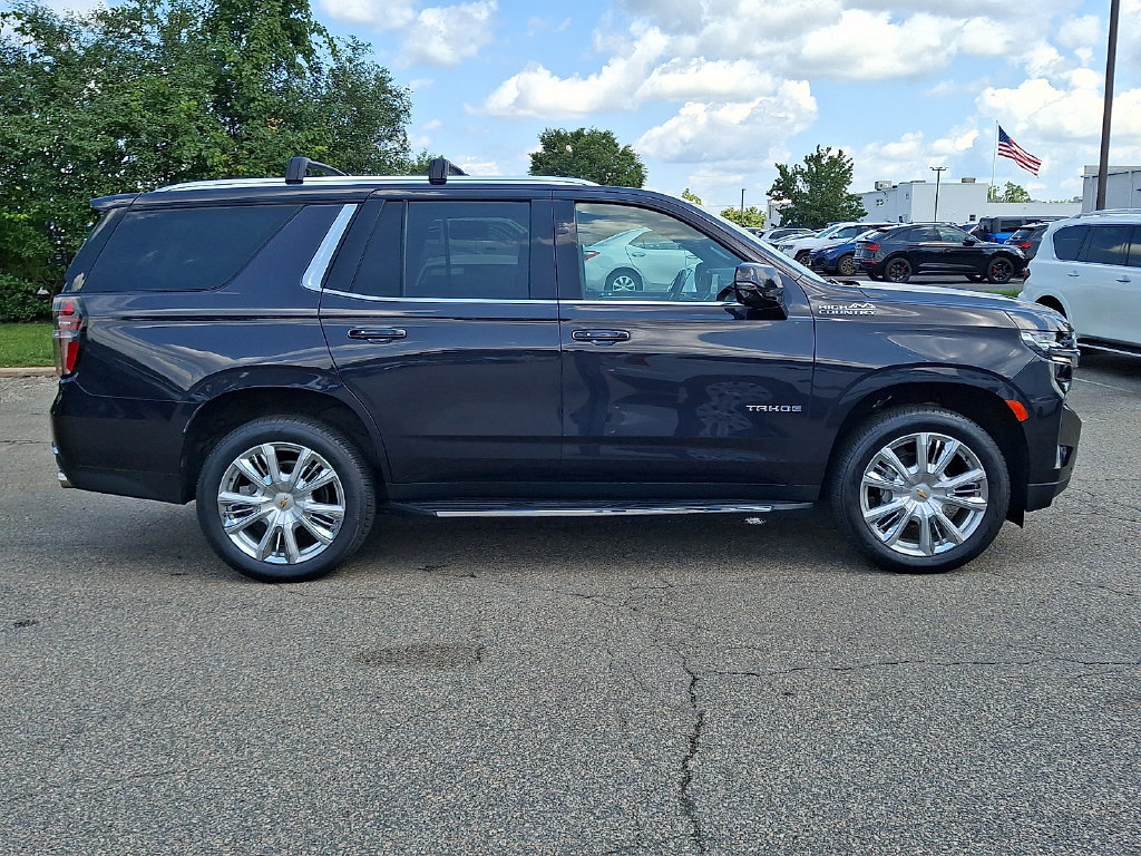 Used 2024 Chevrolet Tahoe High Country AWD/4WD image 10