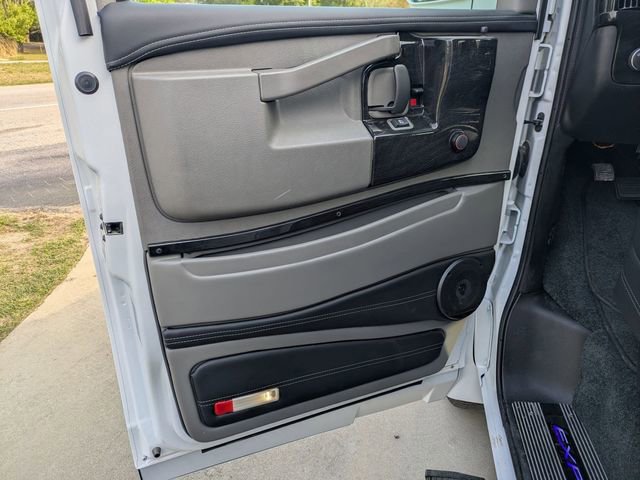 New 2026 Chevrolet Express 2500 Extended w/ Driver Convenience Package RWD image 9