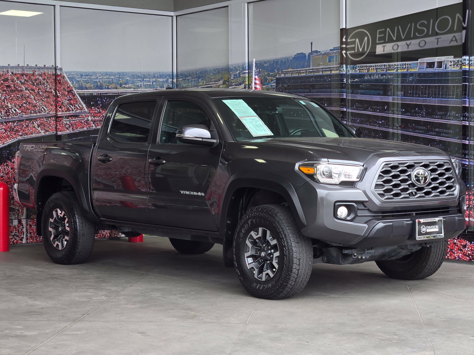 Certified 2023 Toyota Tacoma TRD Off-Road AWD/4WD image 1