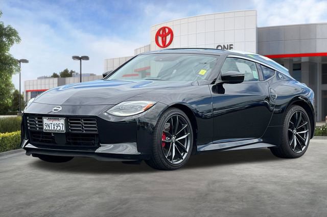 Used 2024 Nissan Z Performance w/ Floor Mat Package RWD image 9