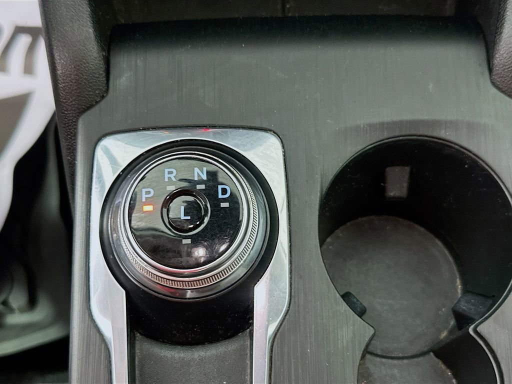 Used 2021 Ford Escape SE w/ Convenience Package image 16