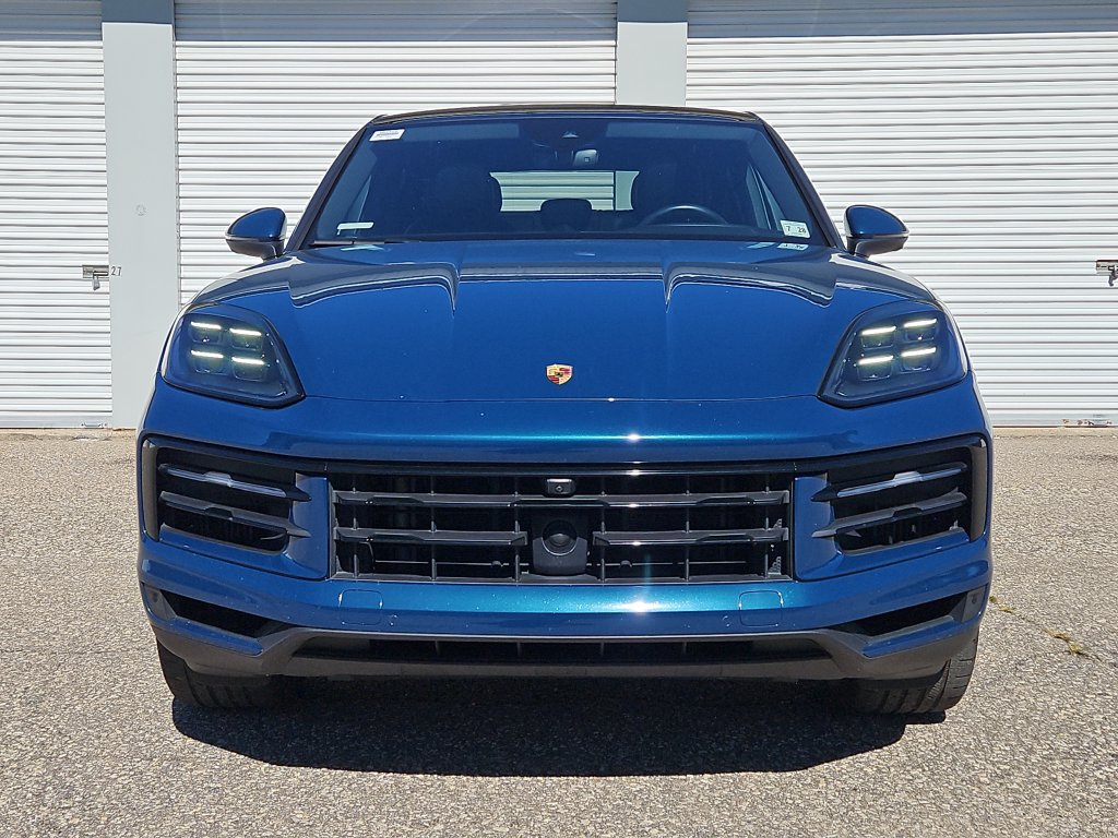 Used 2024 Porsche Cayenne Coupe AWD/4WD image 10