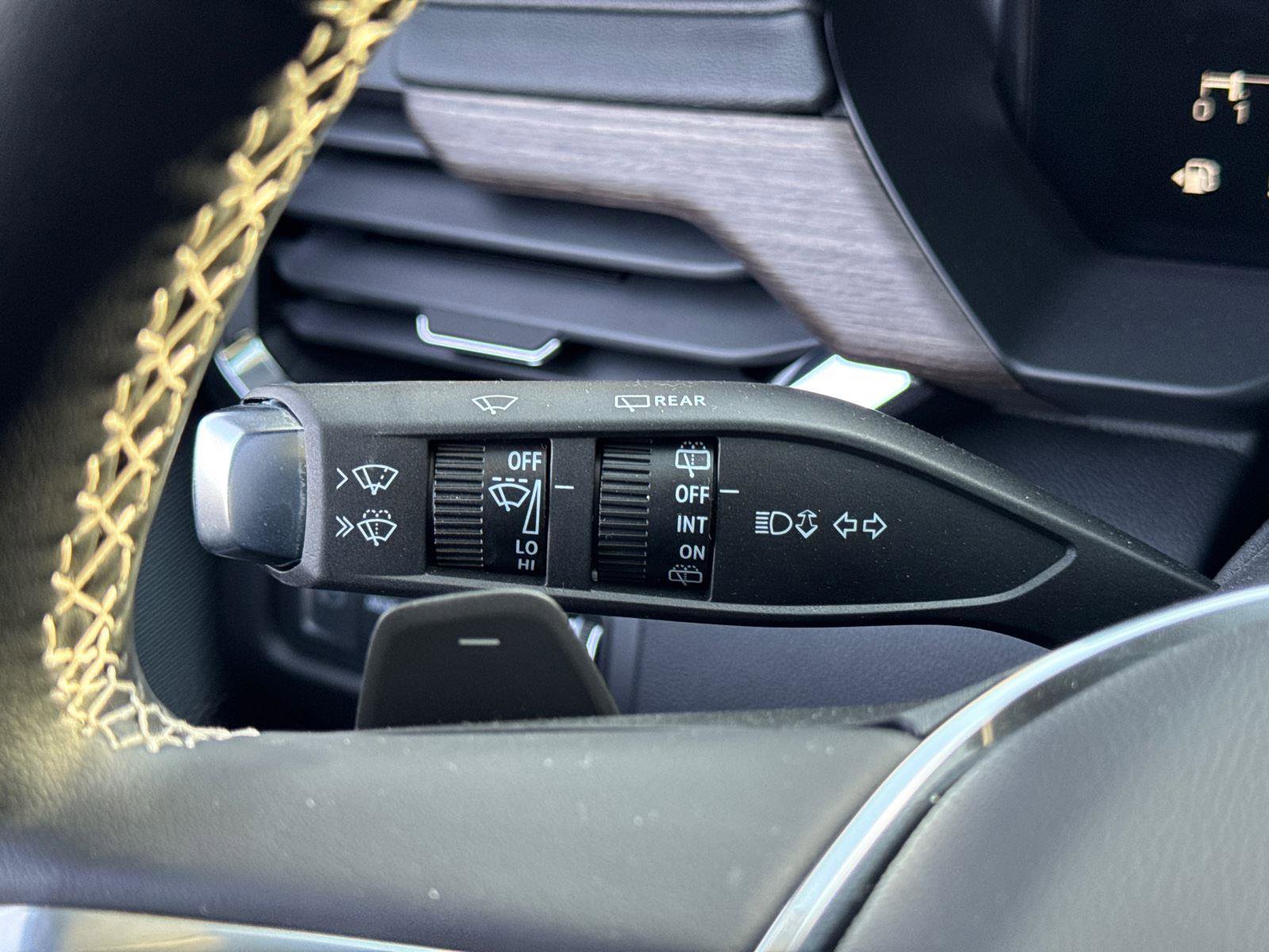 New 2025 GMC Acadia Denali w/ Super Cruise Package image 20