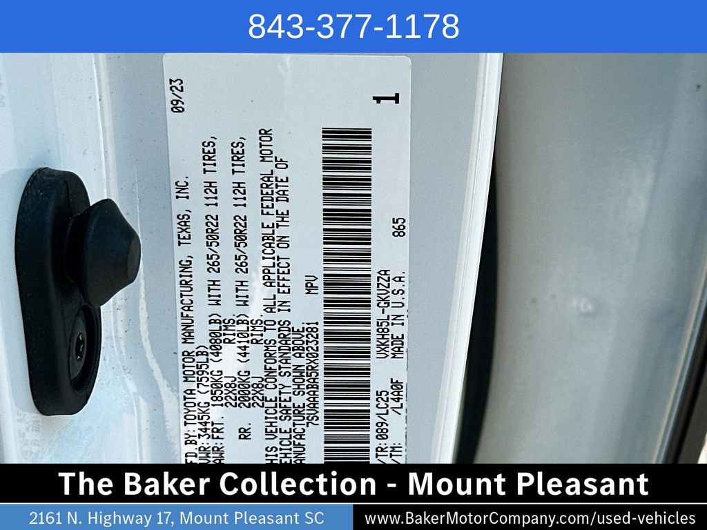 Used 2024 Toyota Sequoia Capstone AWD/4WD image 34