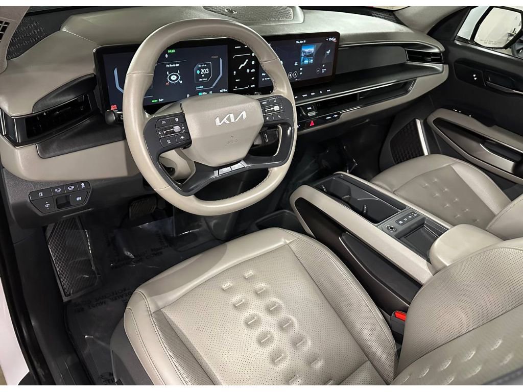 Used 2025 Kia EV9 Wind image 21